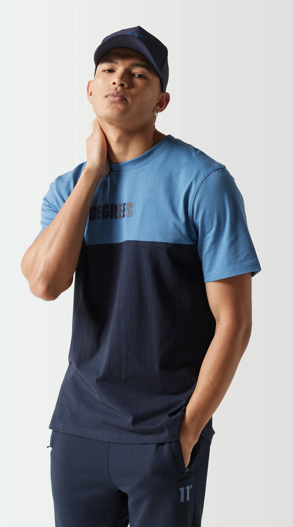 11 DEGREES COLOUR BLOCK T-SHIRT